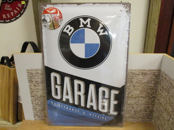 BMW Garage 40 x 60 cm