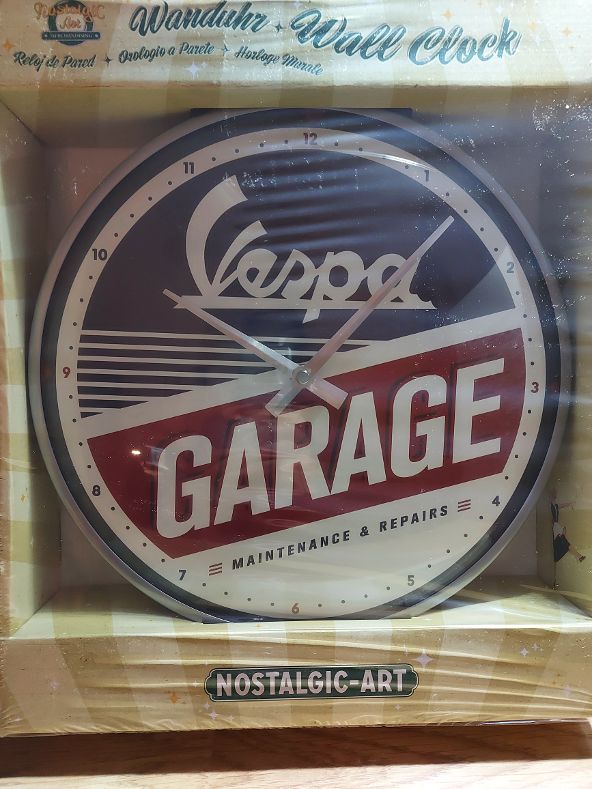 Wall clock Vespa Garage
